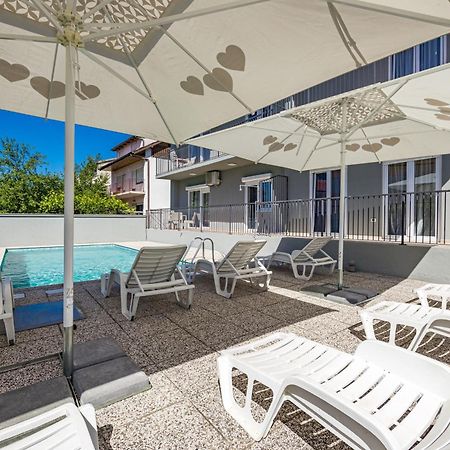 Apartmani Paliska Pula Exterior foto