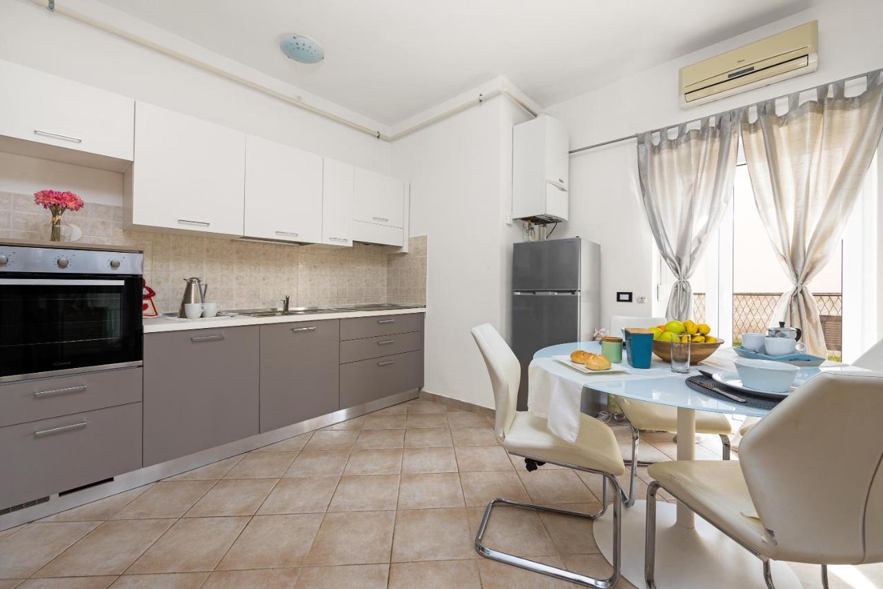Apartmani Paliska Pula Exterior foto